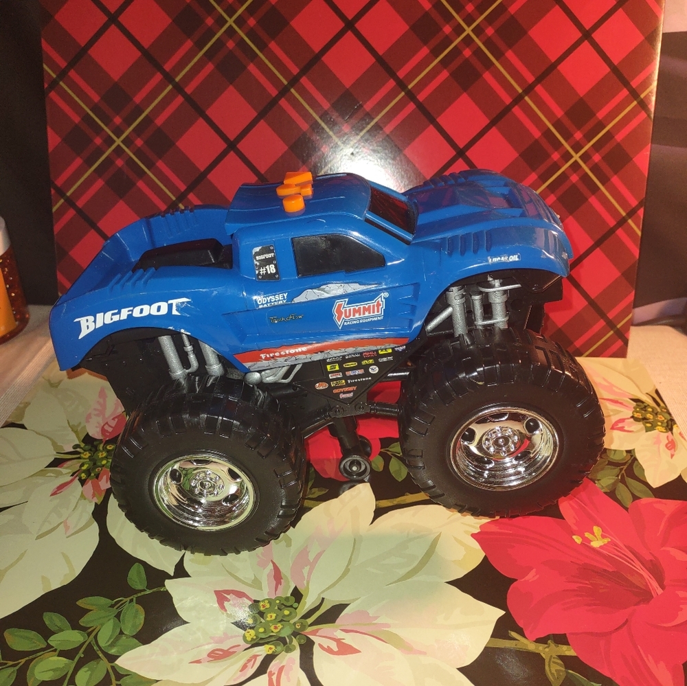 Bigfoot Monster Truck Firestone #18
